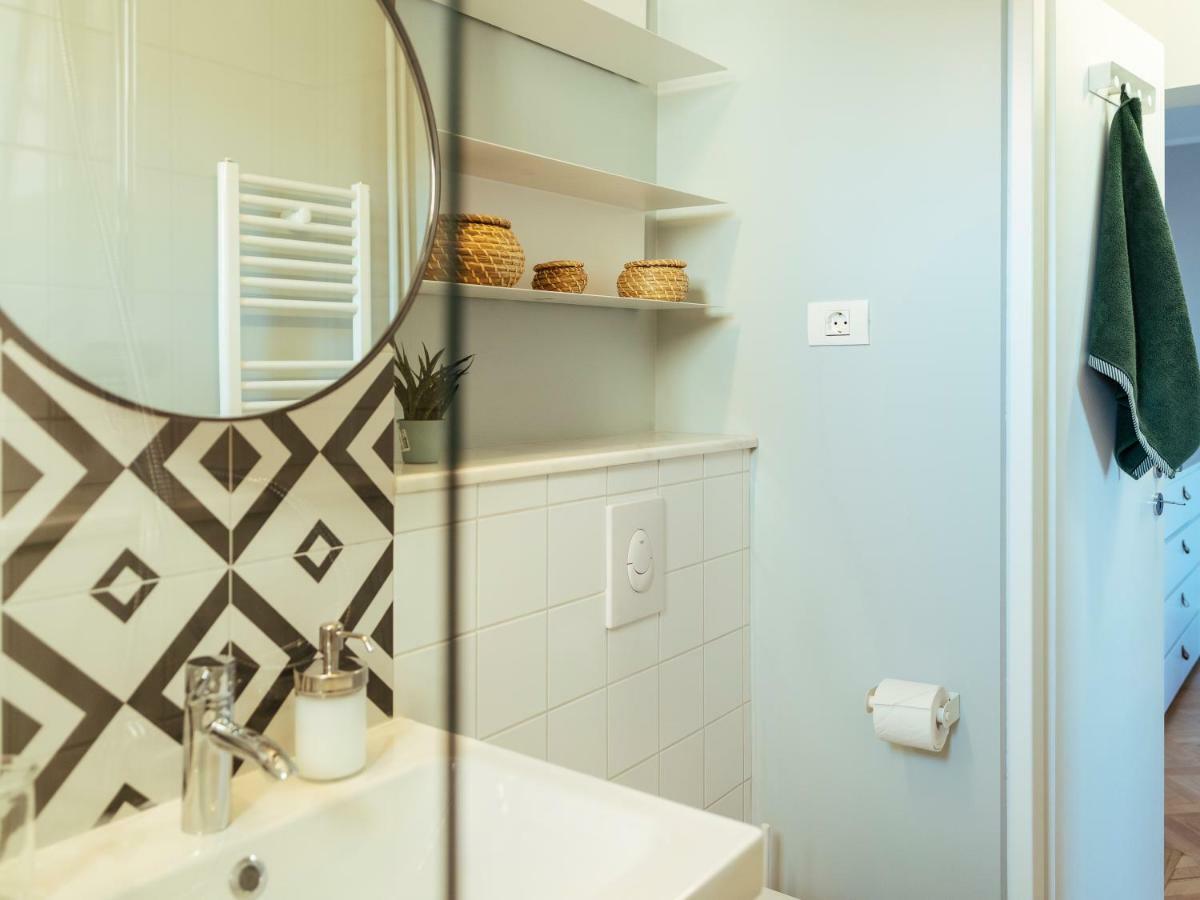 Parklake Design Apartment - Fabulous View - Netflix Bukares Bagian luar foto