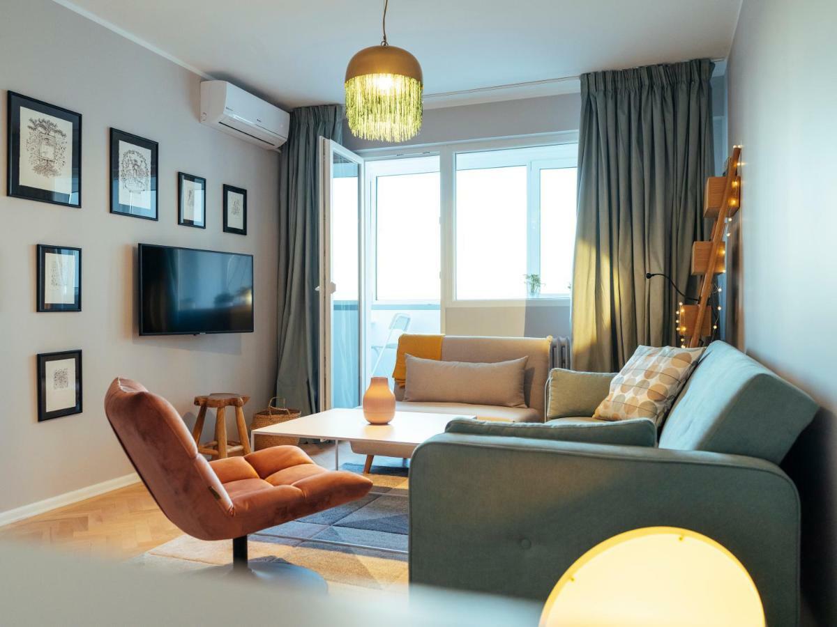 Parklake Design Apartment - Fabulous View - Netflix Bukares Bagian luar foto